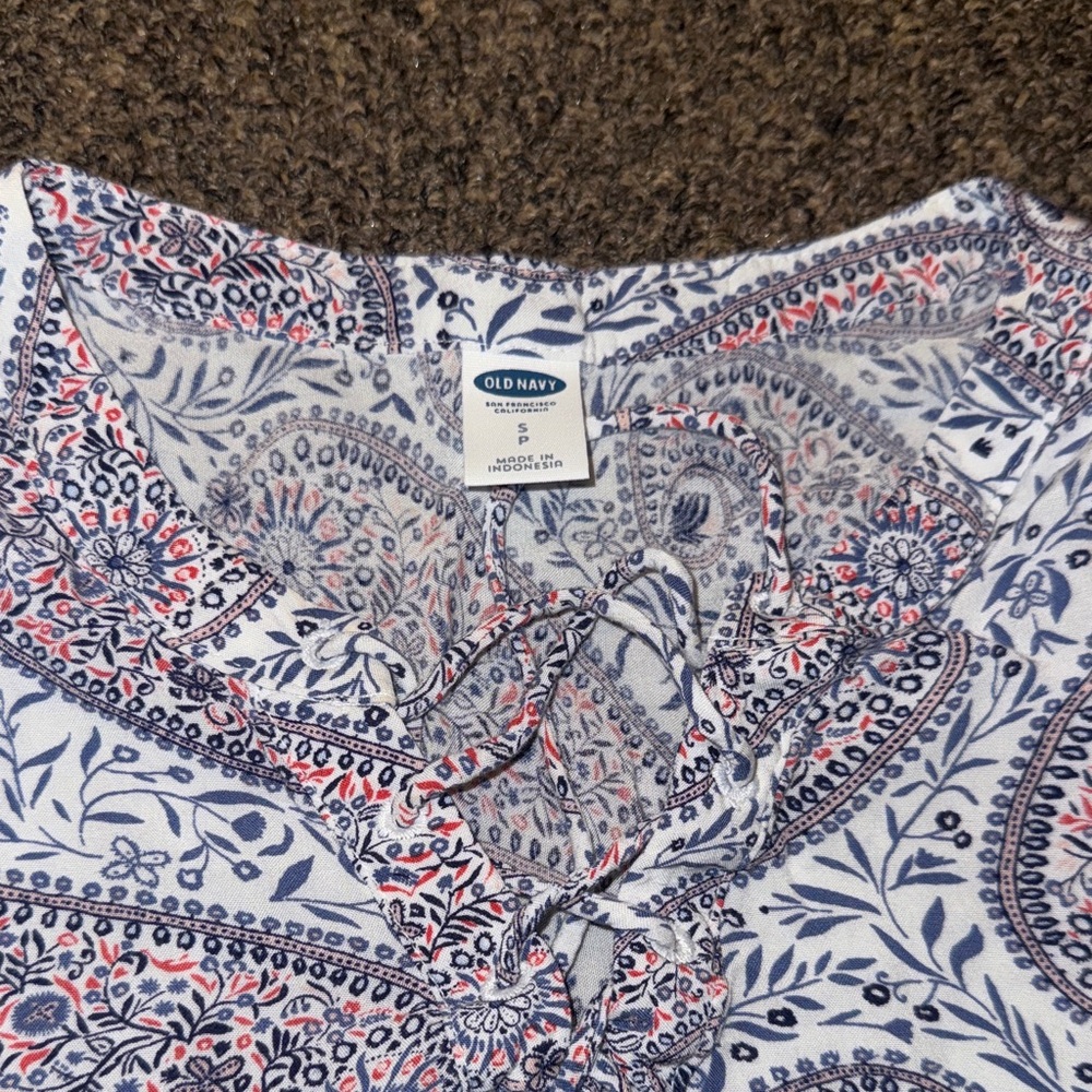Old Navy Floral Paisley Top - Blue and Red